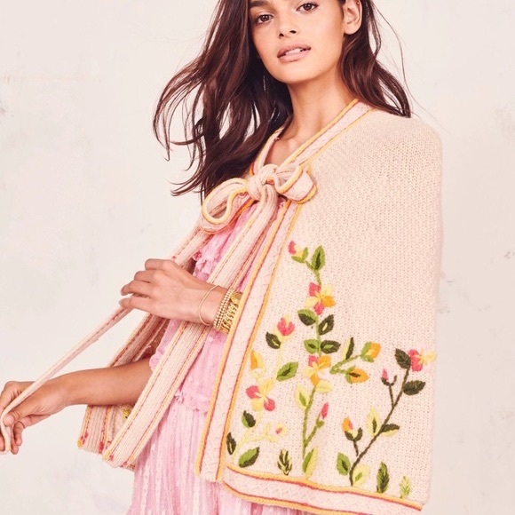 Knit crochet pink fluffy yarn red rose floral green leaf dangling trim capelet - Picture 8 of 8